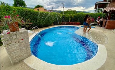 VENDEMOS FINCA EN SAN JERÓNIMO