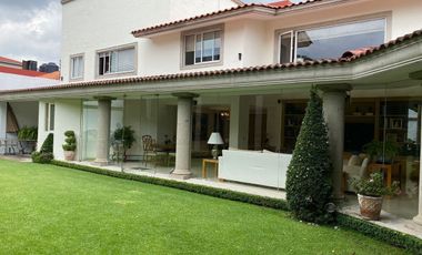 Casa en venta en la mejor zona de Bosques de las Lomas.