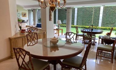 Casa en venta en la mejor zona de Bosques de las Lomas.