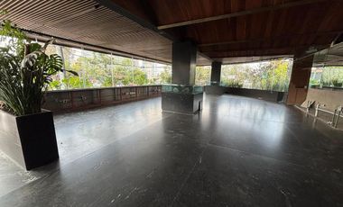 Local en Renta en Bosques de las Lomas Plaza Ikon (m2lc1022)