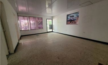 Local en arriendo el poblado Autonoma