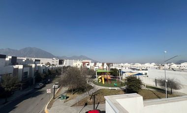 Casa en Renta en Cumbres Provenza