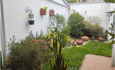 Casas - Bifamiliar para Arriendo