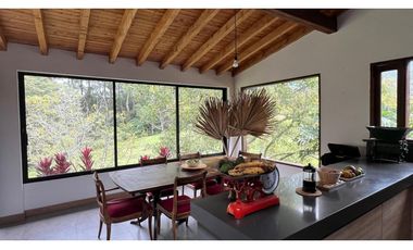 Alquiler de casa campestre por el canada vereda Agus claras