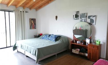 Alquiler de casa campestre por el canada vereda Agus claras