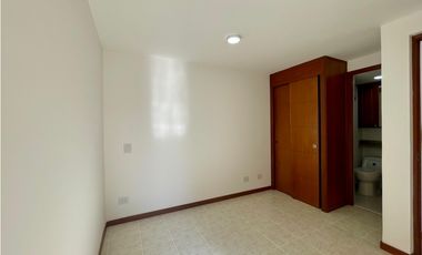 Apartamento muy bien ubicado en La America