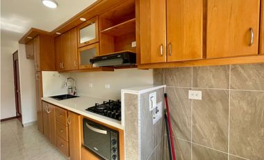 Apartamento muy bien ubicado en La America