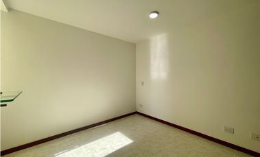 Apartamento muy bien ubicado en La America