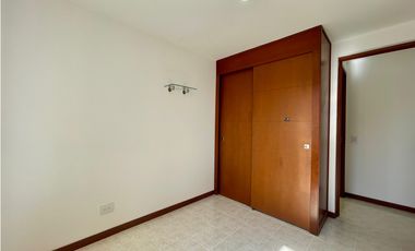 Apartamento muy bien ubicado en La America