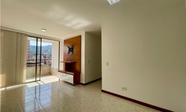 Apartamento muy bien ubicado en La America