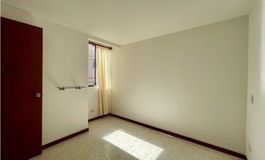 Apartamento muy bien ubicado en La America