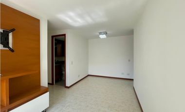 Apartamento muy bien ubicado en La America