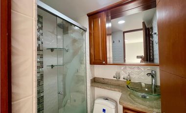 Apartamento muy bien ubicado en La America