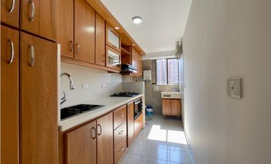 Apartamento muy bien ubicado en La America