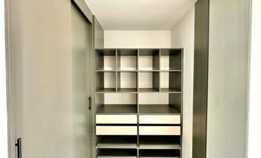 Apartamento en venta en Conquistadores