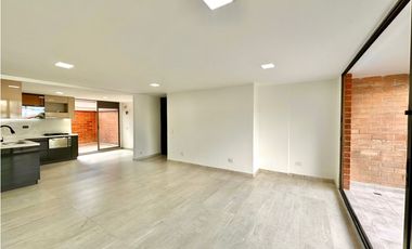 Apartamento en venta en Conquistadores