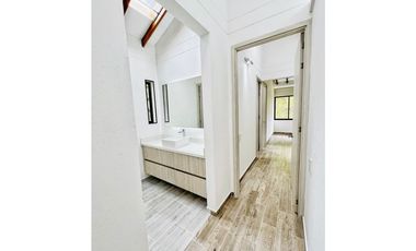 Venta de finca en San Vicente- cerca autopista Medellín- Bogotá