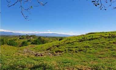 VENTA DE  LOTE 1817 M2  CERCA A BOCA CHICA