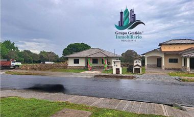 VENDO.CASAS NUEVAS EN.EL FRANCES.BOQUETE