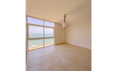 Venta: Apartamento en Colón, Edificio Bay View
