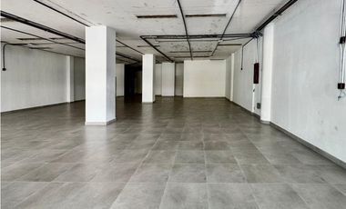 SEA CONFIABLE ALQUILA LOCALES A  NIVEL DE LA CALLE VIA ESPAÑA