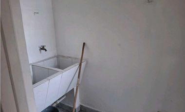EDIFICIO EN BELLA VISTA  A UNA CUADRA DE AVENIDA BALBOA 726M2