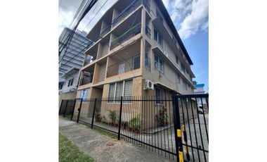 EDIFICIO EN BELLA VISTA  A UNA CUADRA DE AVENIDA BALBOA 726M2
