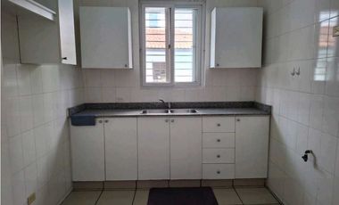 EDIFICIO EN BELLA VISTA  A UNA CUADRA DE AVENIDA BALBOA 726M2