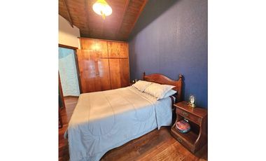 CHALET 4 AMB, GGE P/2 AUTOS Y GRAN PARQUE *RETASADO*