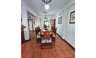 CHALET 4 AMB, GGE P/2 AUTOS Y GRAN PARQUE *RETASADO*