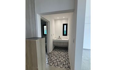 SE VENDE CASA DE ALTA CALIDAD A ESTRENAR 3 DORMITORIOS EN EL DORADO 2