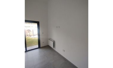 SE VENDE CASA DE ALTA CALIDAD A ESTRENAR 3 DORMITORIOS EN EL DORADO 2