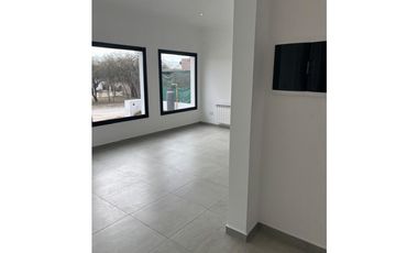 SE VENDE CASA DE ALTA CALIDAD A ESTRENAR 3 DORMITORIOS EN EL DORADO 2
