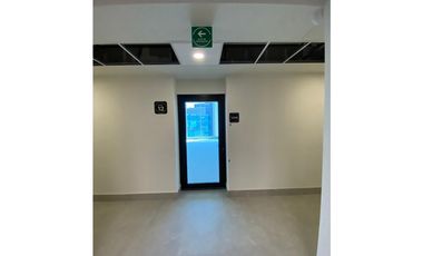 Oficina comercial 351 mts Central Toreo