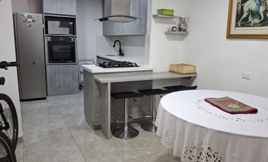 Vendo Casa Sector Loma Del Indio, Poblado