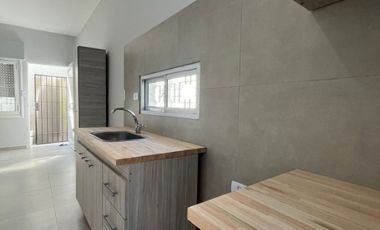 Casa PH en venta en Moron Sur