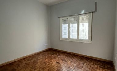 Casa PH en venta en Moron Sur