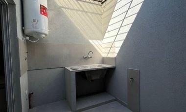 Casa PH en venta en Moron Sur
