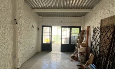 Casa PH en venta en Moron Sur