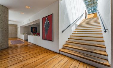 ESPECTACULAR CASA EN VENTA A 2 MINS DE BOSQUES DE LAS LOMAS
