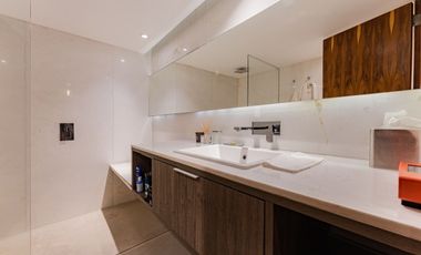 ESPECTACULAR CASA EN VENTA A 2 MINS DE BOSQUES DE LAS LOMAS