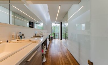 ESPECTACULAR CASA EN VENTA A 2 MINS DE BOSQUES DE LAS LOMAS