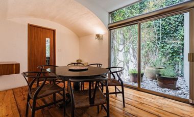 ESPECTACULAR CASA EN VENTA A 2 MINS DE BOSQUES DE LAS LOMAS