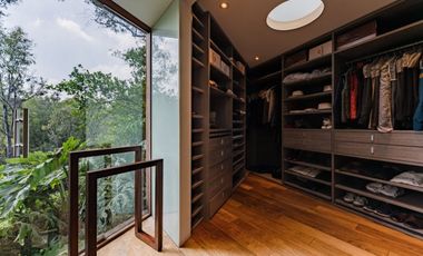 ESPECTACULAR CASA EN VENTA A 2 MINS DE BOSQUES DE LAS LOMAS