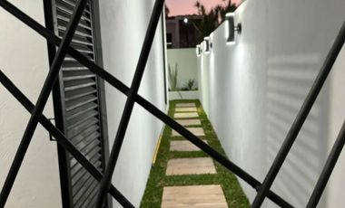 SOLARES TE ESPERA