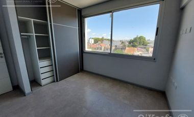 Departamento 3 ambientes en venta en  Quilmes Oeste - APTO CREDITO
