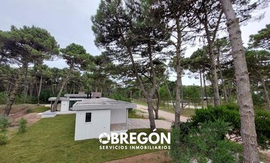 CASA EN VENTA EN BARRIO ALAMOS PINAMAR A ESTRENAR