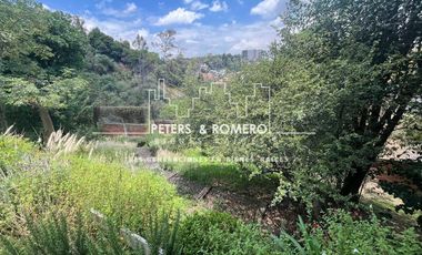 Casa con Dos Edificios como Inversion en Venta en Lomas de Chapultepec
