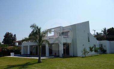 Casa en venta en Club de Golf Santa Fe