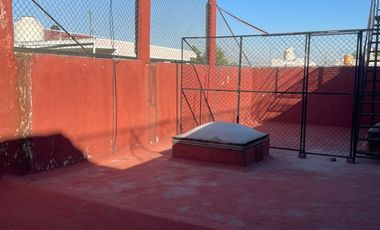 Casa muy amplia en Playa Hornitos